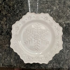 COPY - BNWT Pier 1 Snowflake plates